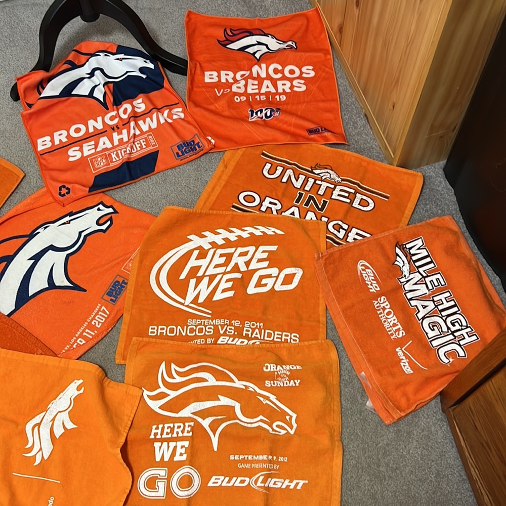 Lot of 12 Denver Broncos Rally Towels